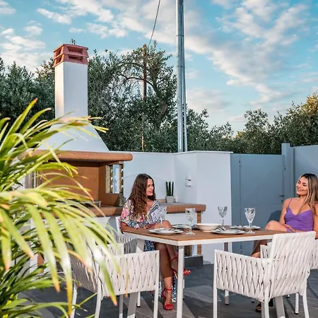 Jacuzzi Deluxe Szkála Szotírosz