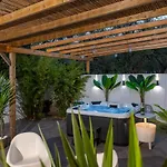 Jacuzzi Deluxe Villa