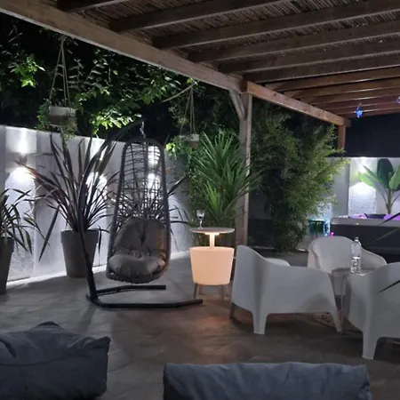 Villa Jacuzzi Deluxe Skala Sotiros