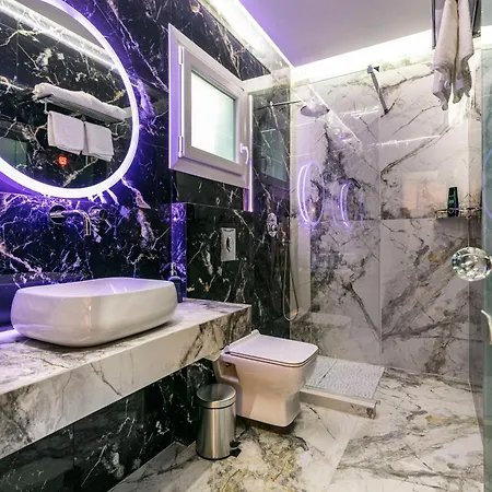 Jacuzzi Deluxe Villa Skala Sotiros